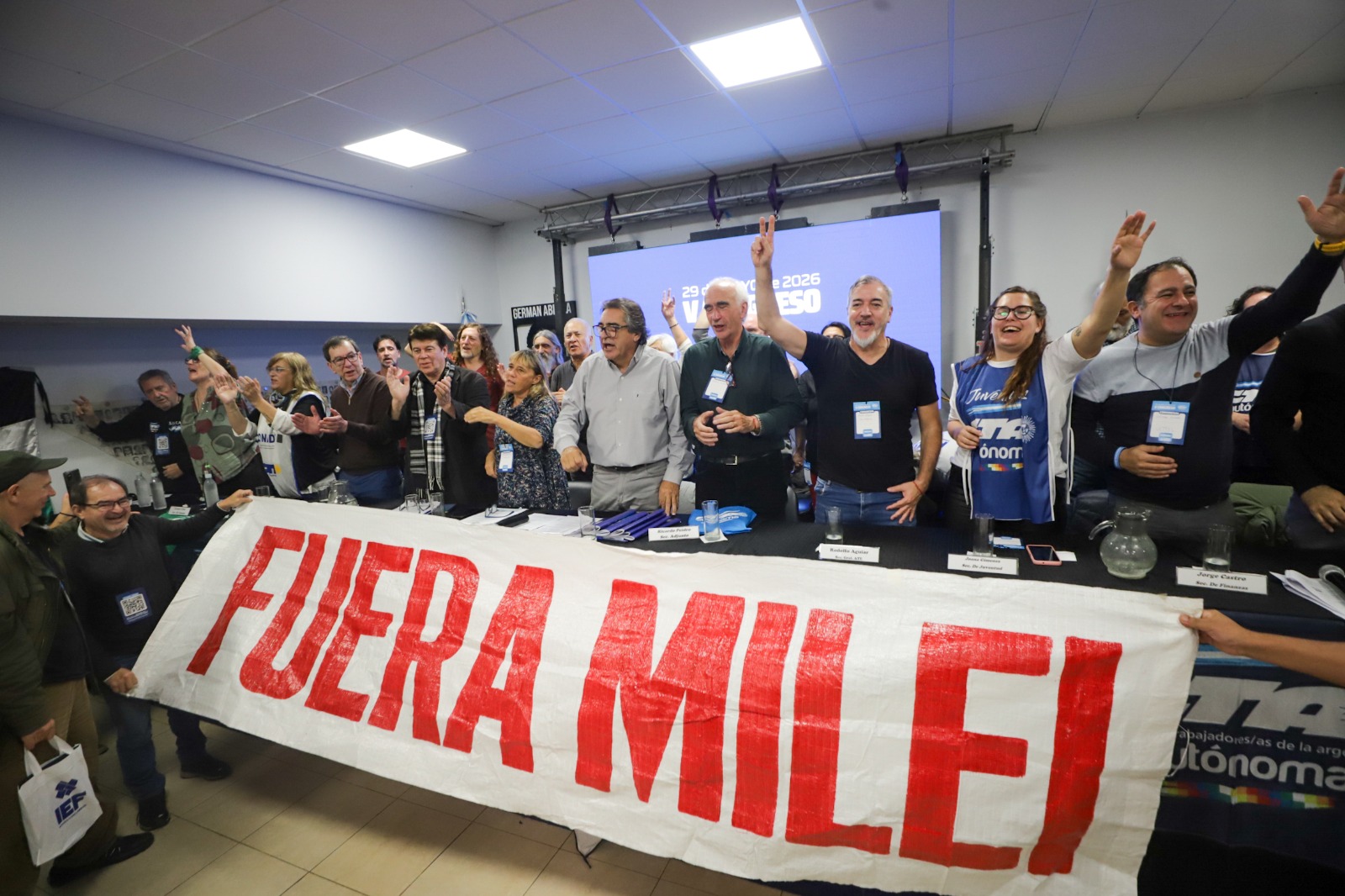 AHORA:  LA JUSTICIA ORDENA EL CESE DE LOS DESPIDOS Y RECORTES EN EL INTA